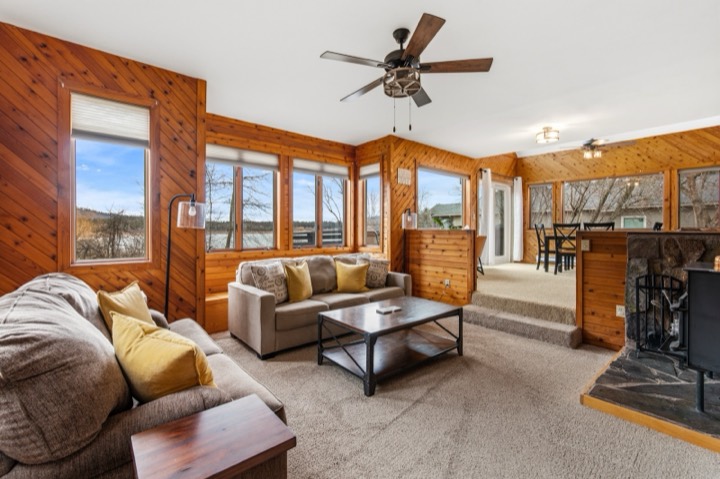 Custom home interior by Nicholson Construction